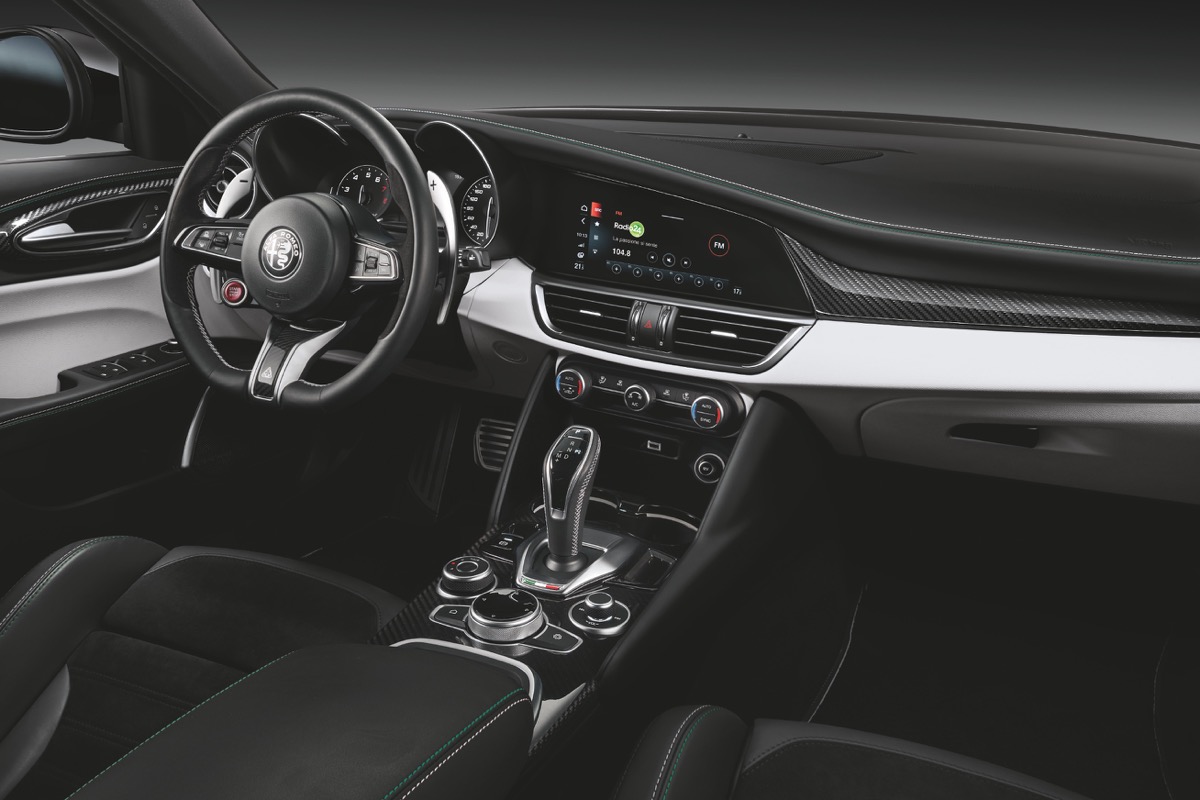 2021 Alfa Romeo Stelvio Test Drive Review