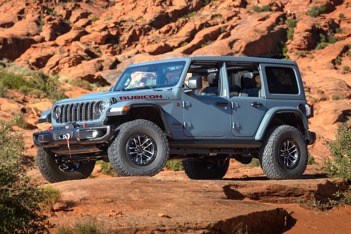 2025 Jeep Wrangler Side