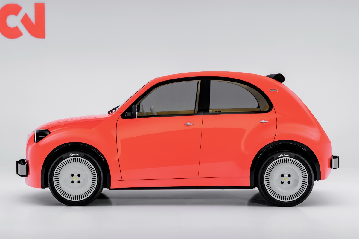 2028 Citroen 2CV side
