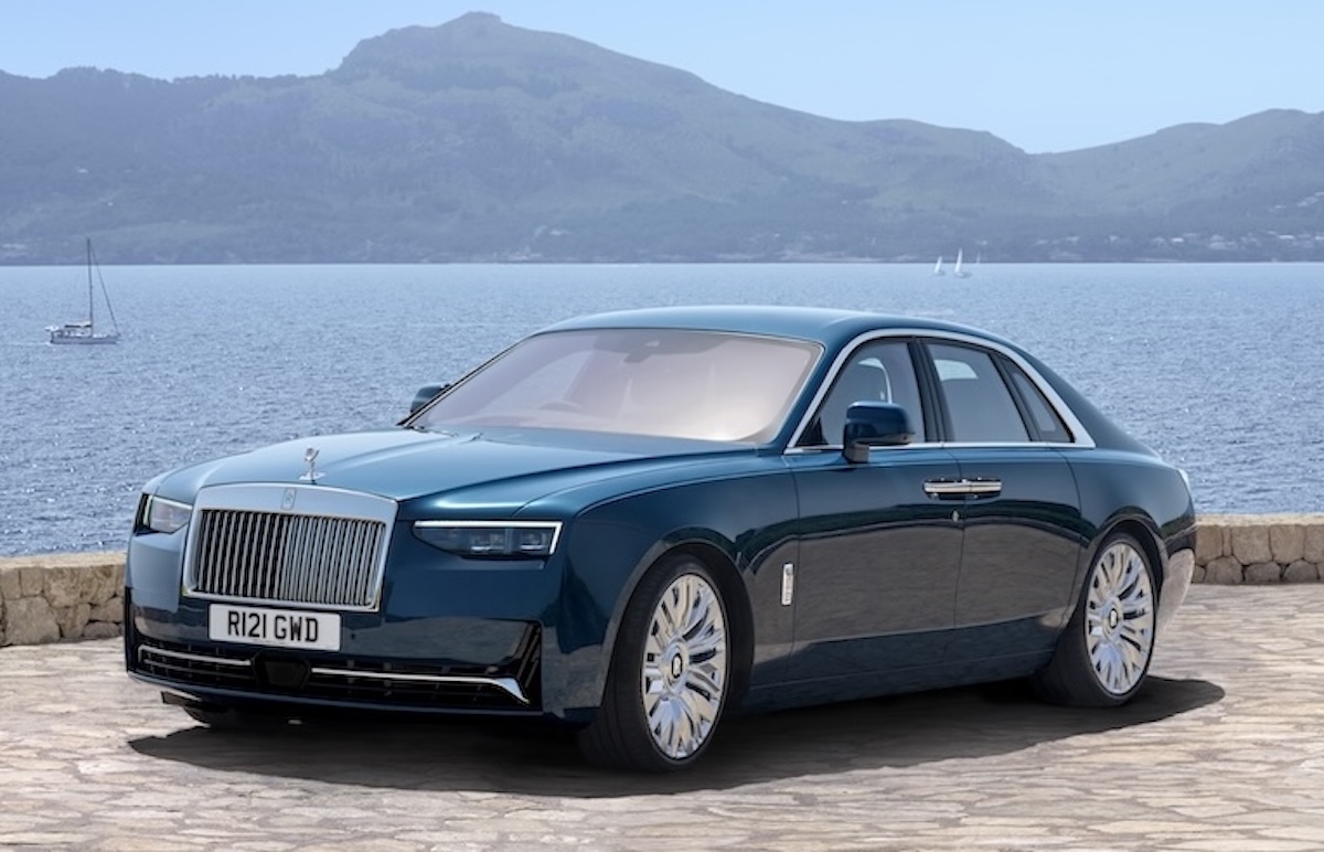2025 Rolls Royce Ghost front