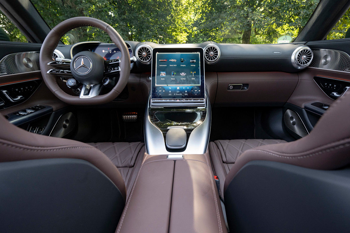 2024 Mercedes-Benz SL-Class Preview - interior