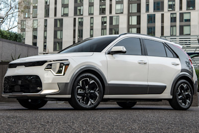 The Best Used Electric Cars in Canada Under $30,000 in 2026