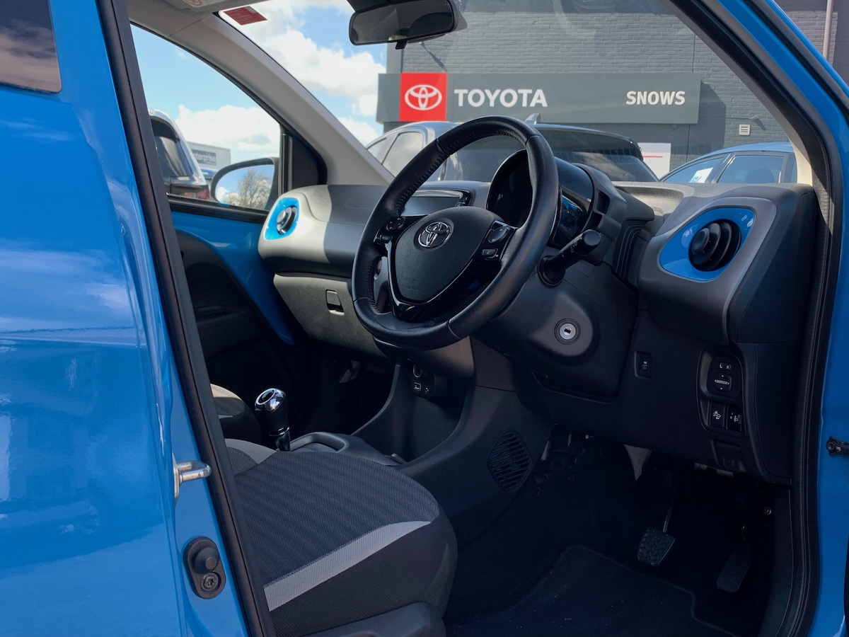 Toyota Aygo blue interior