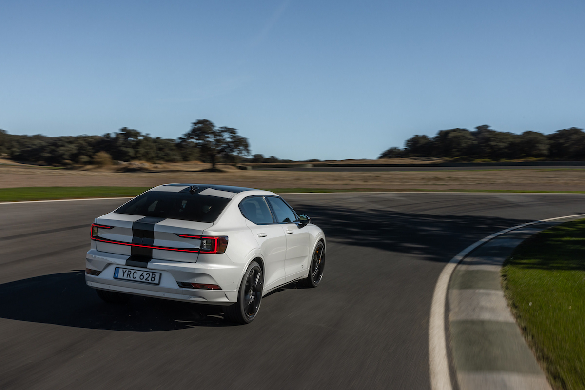 Polestar BST edition 270 rear 3.4 dynamic on track