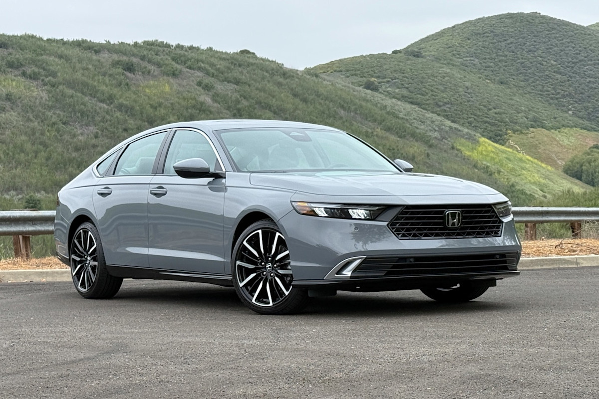 Picture of Honda Accord Hybrid