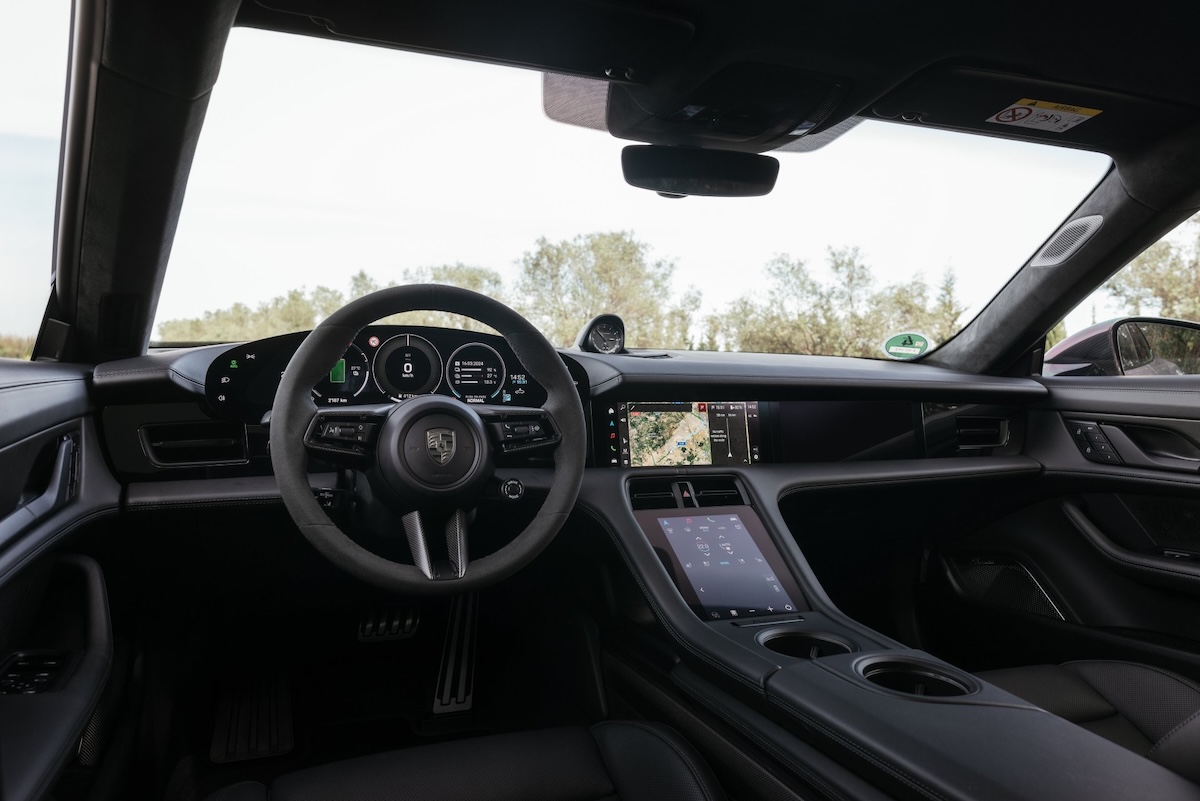 2025 Porsche Taycan interior