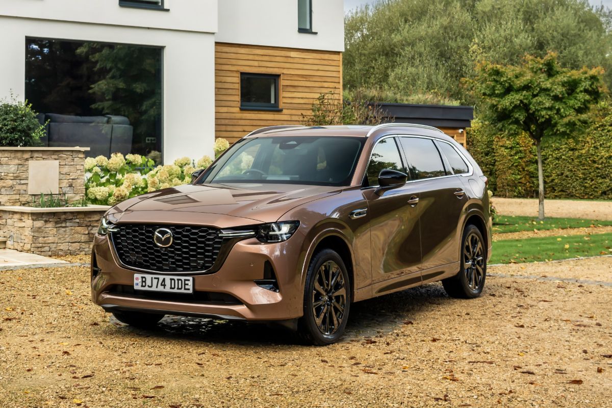 Mazda CX-80 SUV front static