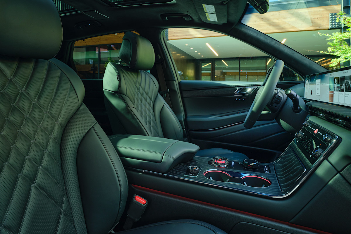 2027 Genesis GV80 Preview - interior