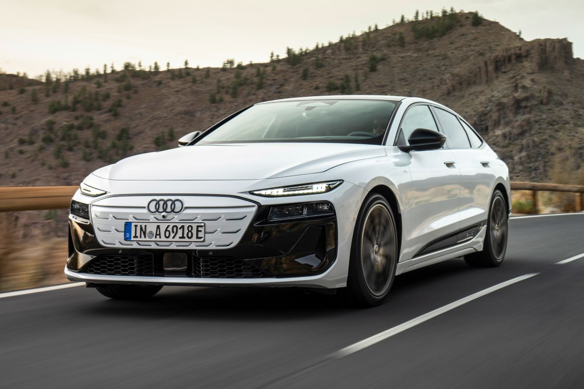 Audi A6 etron sb front