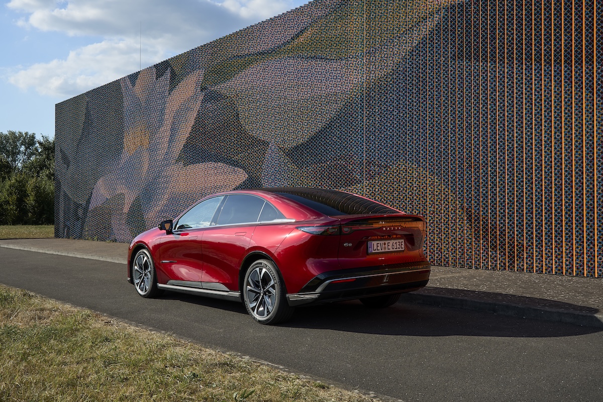 Mazda 6e rear