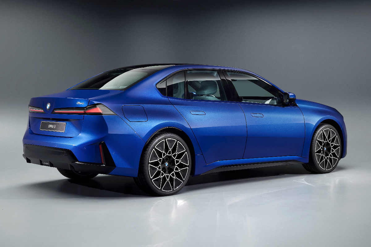 2026 BMW i3 Studio rear 3 4