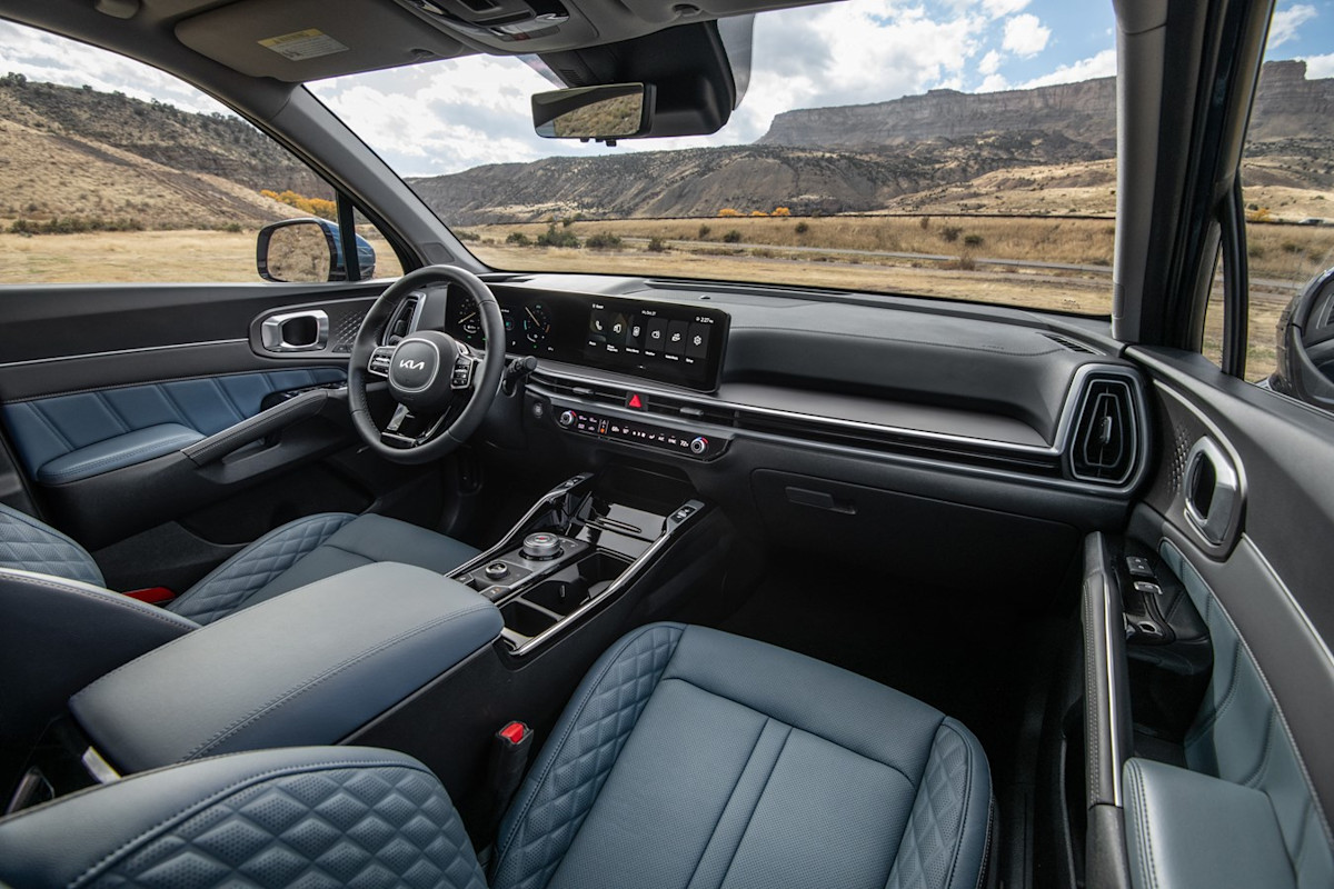 2025 Kia Sorento Hybrid - interior