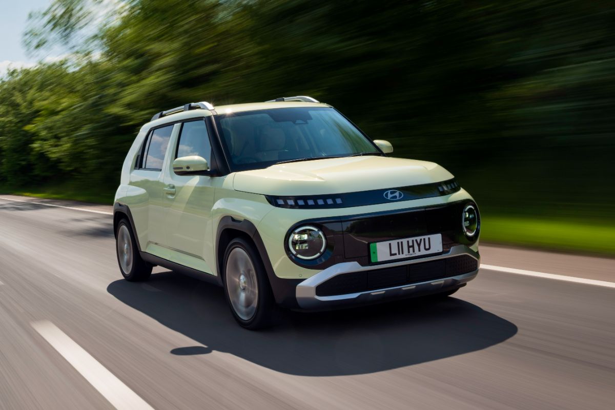 Hyundai Inster review yellow front driving