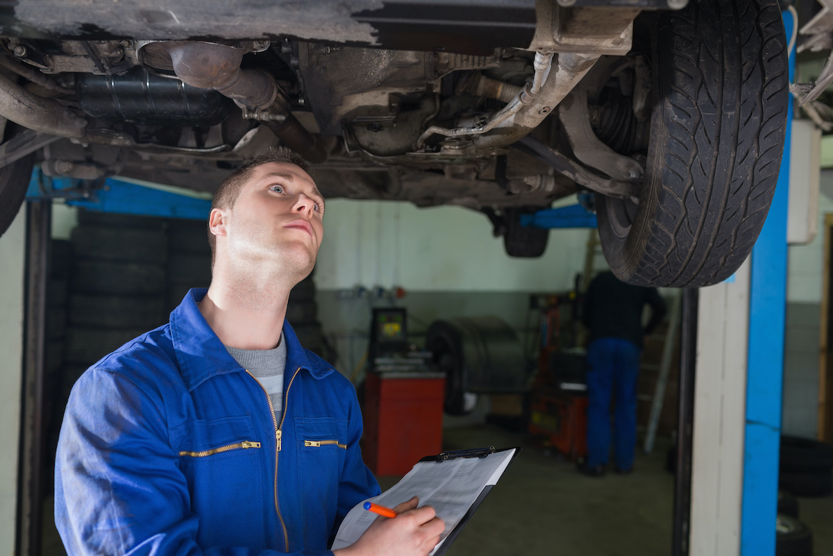 Car-inspection-car-on-ramp