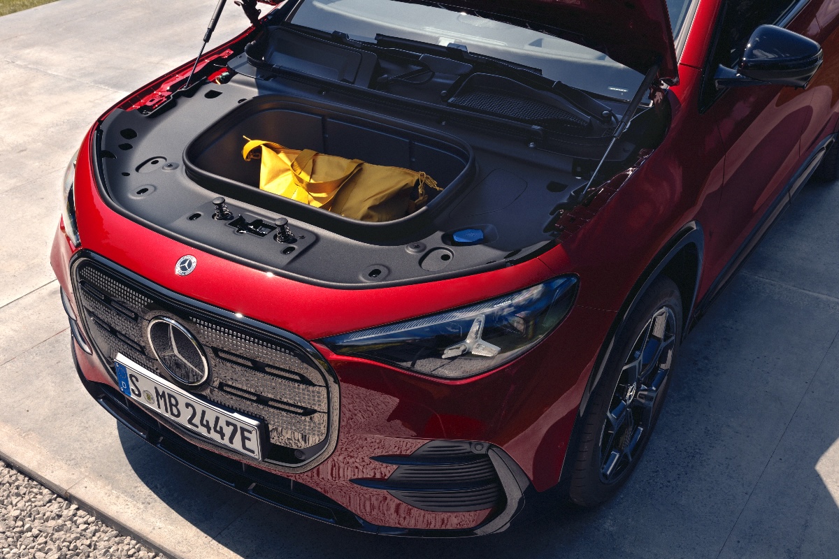 2026 Mercedes-Benz GLA frunk