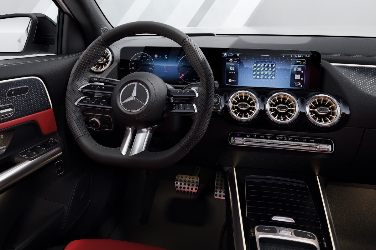 2024 Mercedes-Benz GLA Preview - interior