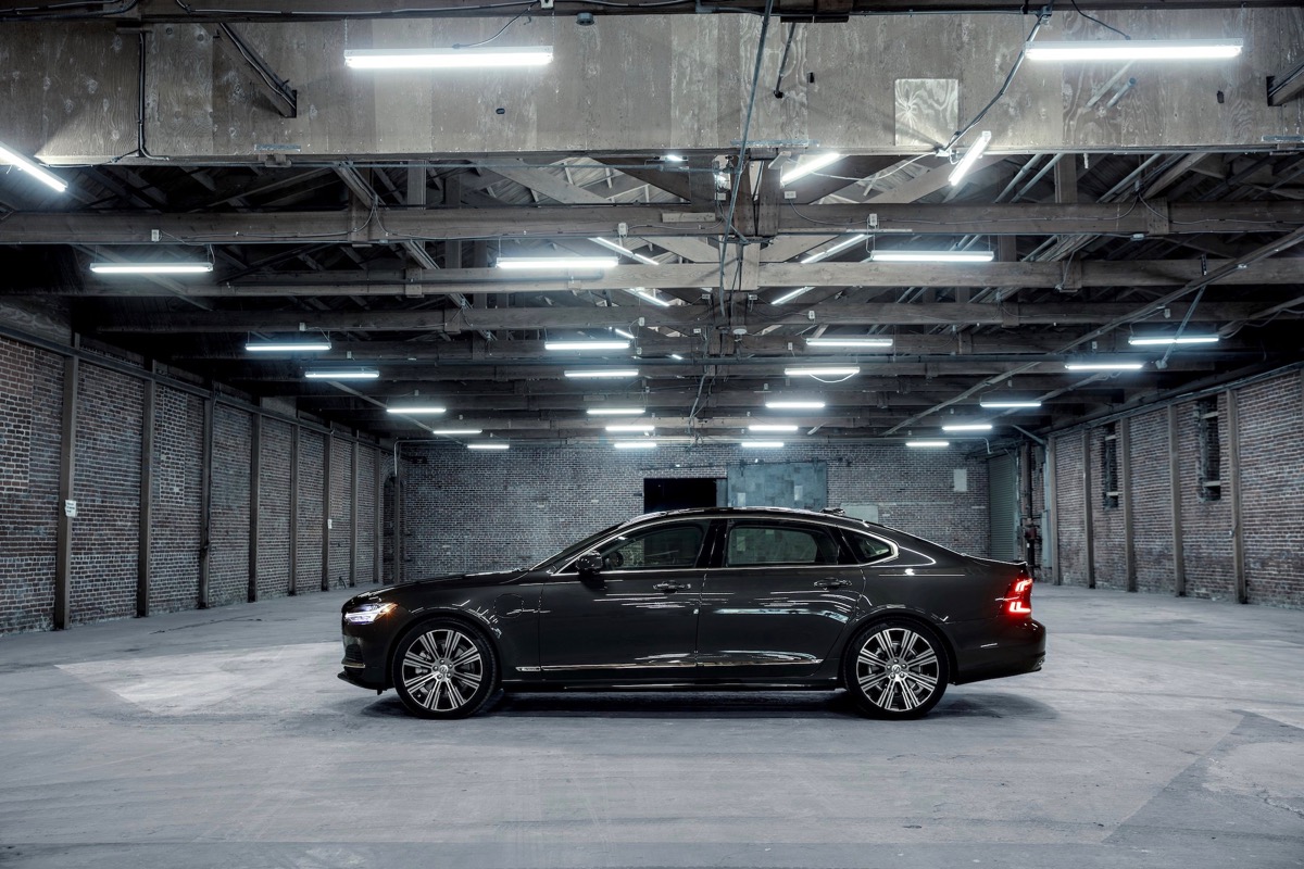 2021 Volvo S90 Test Drive Review