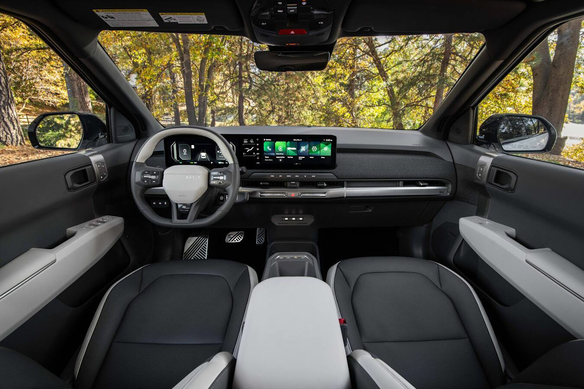 2027 Kia EV3 Preview - interior
