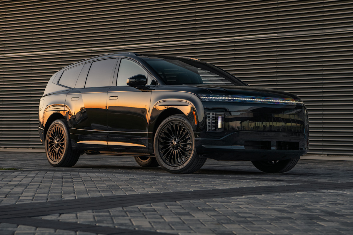 2027 Hyundai Ioniq 9 Pricing, Specs, and Release Date