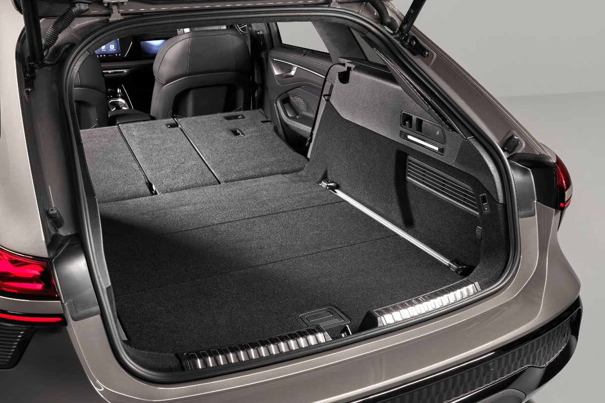 2026 Audi A6 Allroad boot