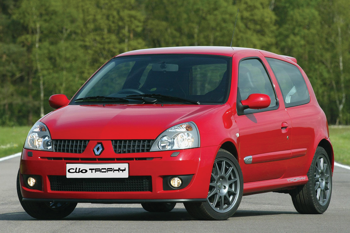 Renault Clio Trophy front static