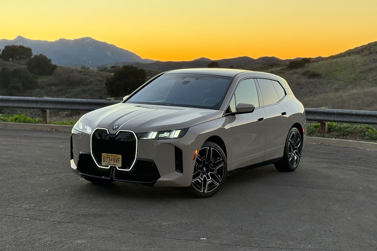 Picture of 2026 BMW iX