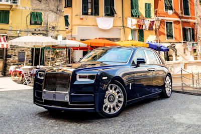 Who Makes Rolls-Royce Cars?