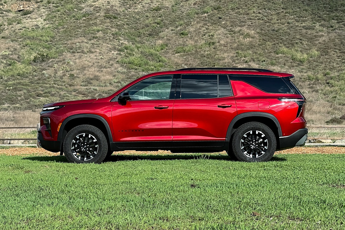 2025 Chevrolet Traverse Review Thumbnail