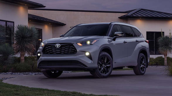 Toyota Highlander Hybrid Buying Guide: Cost, Reliability, and the Best Years to Buy