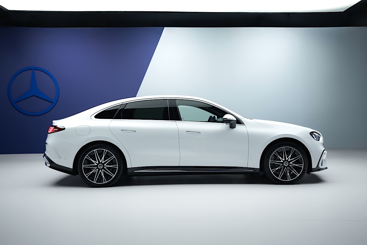 2026 Mercedes-Benz C-Class Electric side