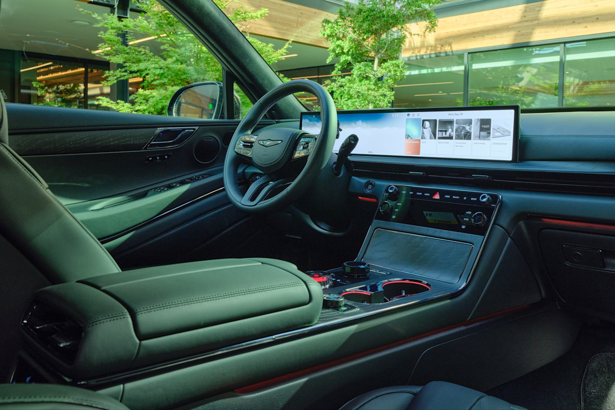 2026 Genesis GV80 Preview - interior
