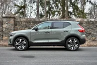 Picture of 2023 Volvo XC40