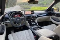 Picture of 2023 Acura MDX