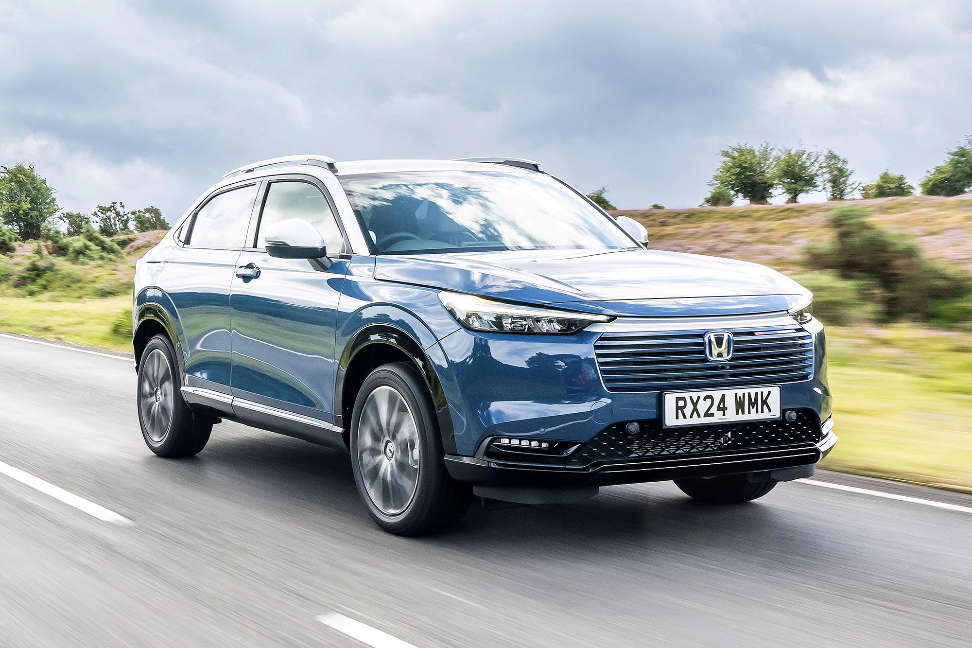 Honda HR-V front three-quarter driving