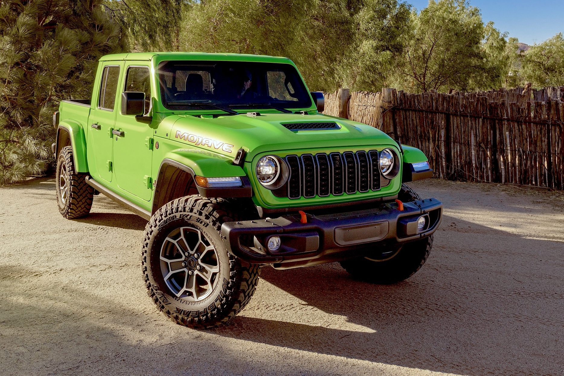 2025 Jeep Gladiator
