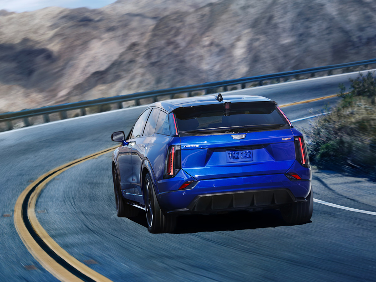 2026 Cadillac Optiq-V preview photo