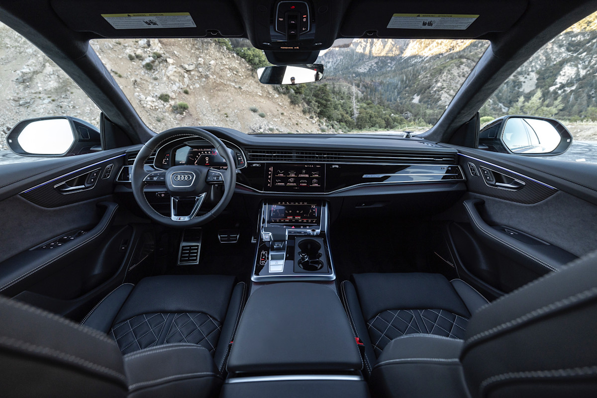 2025 Audi SQ8 Preview - interior