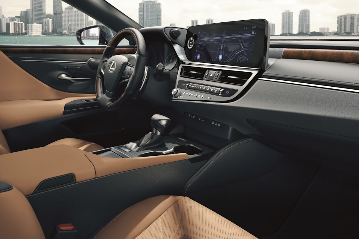 2025 Lexus ES Preview - interior