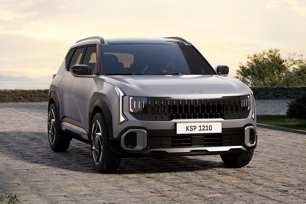 2026 Kia Seltos front 3 4