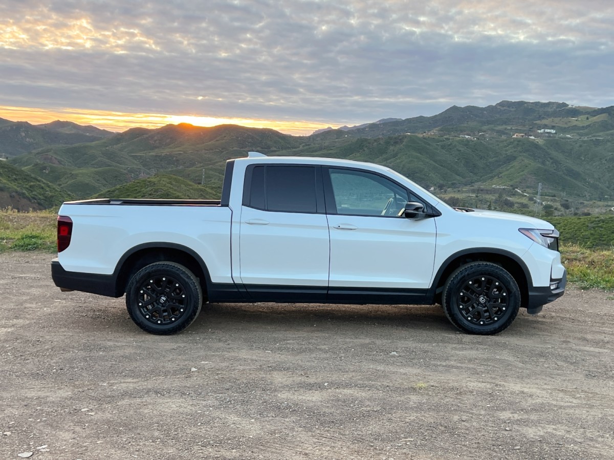 2023 Honda Ridgeline review thumbnail