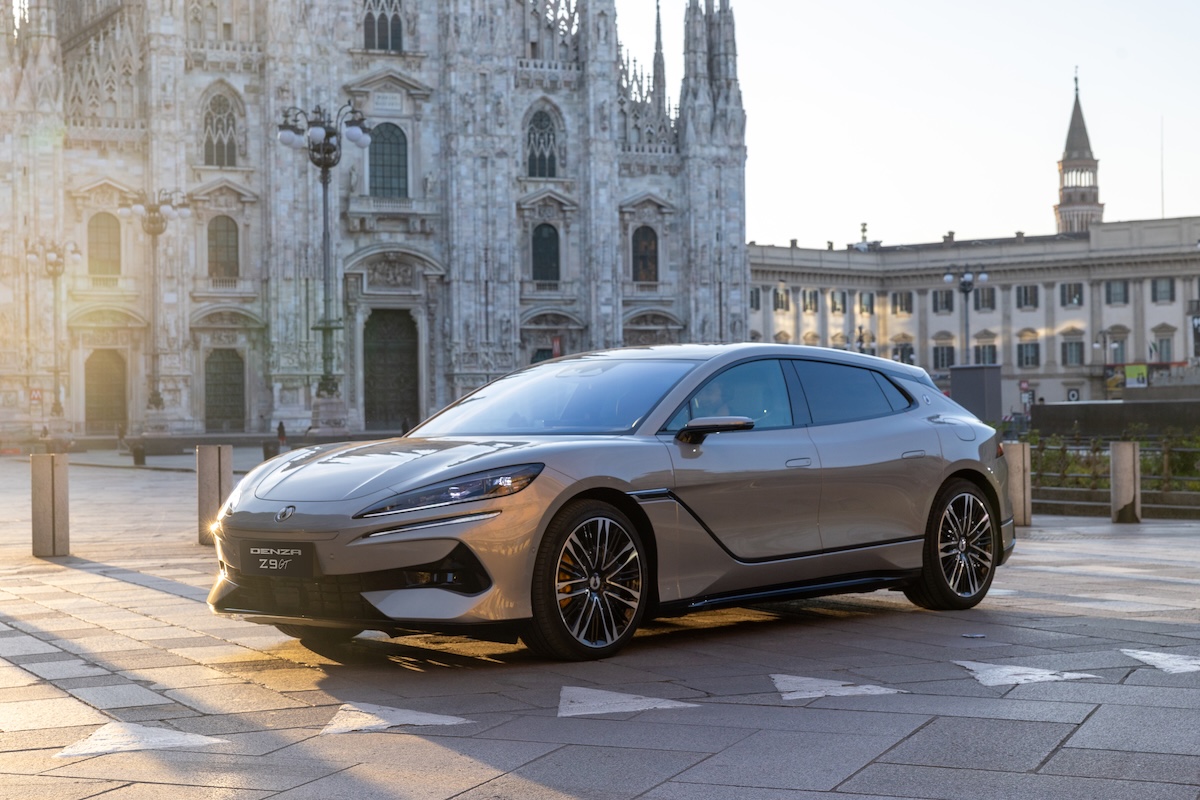 Denza Z9GT static