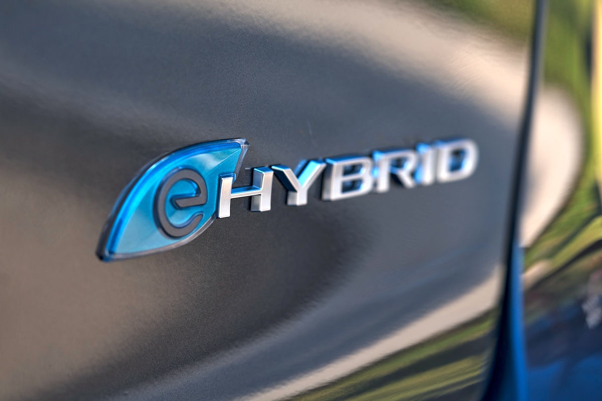 Chrysler Pacifica Plug-in Hybrid badging