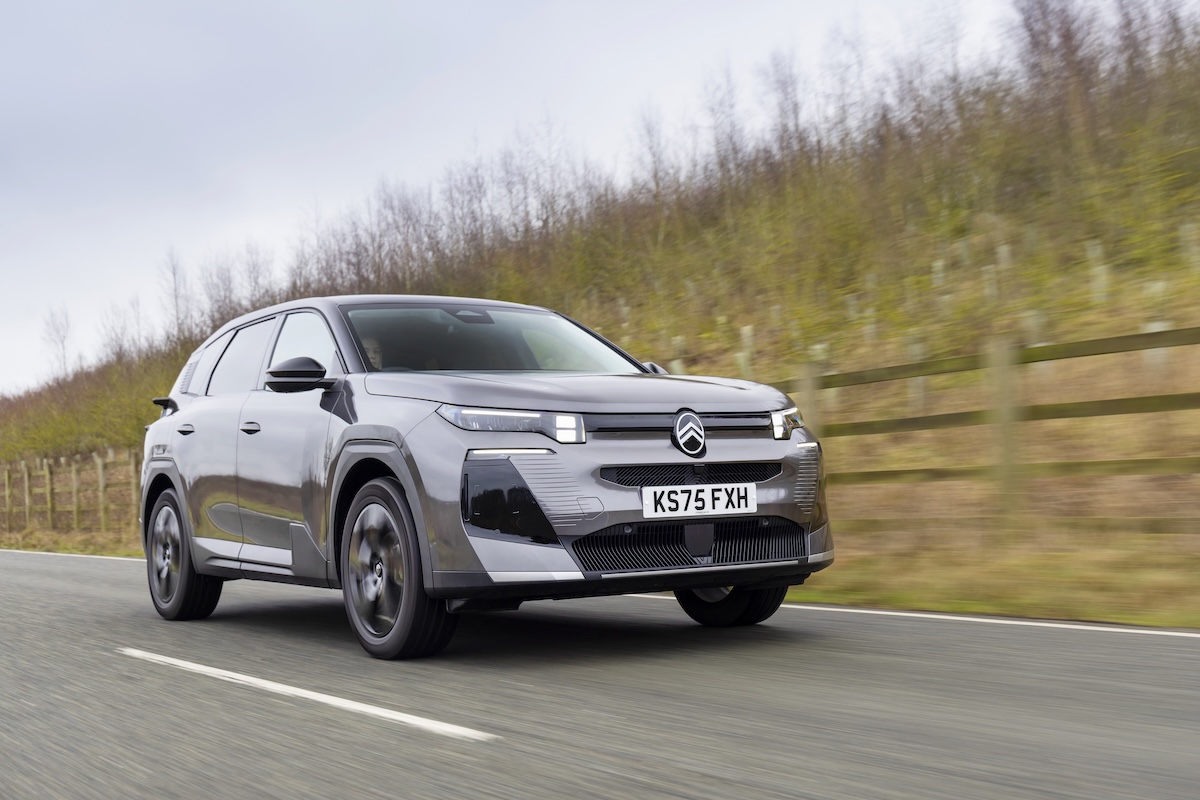 Citroen C5 Aircross front driving