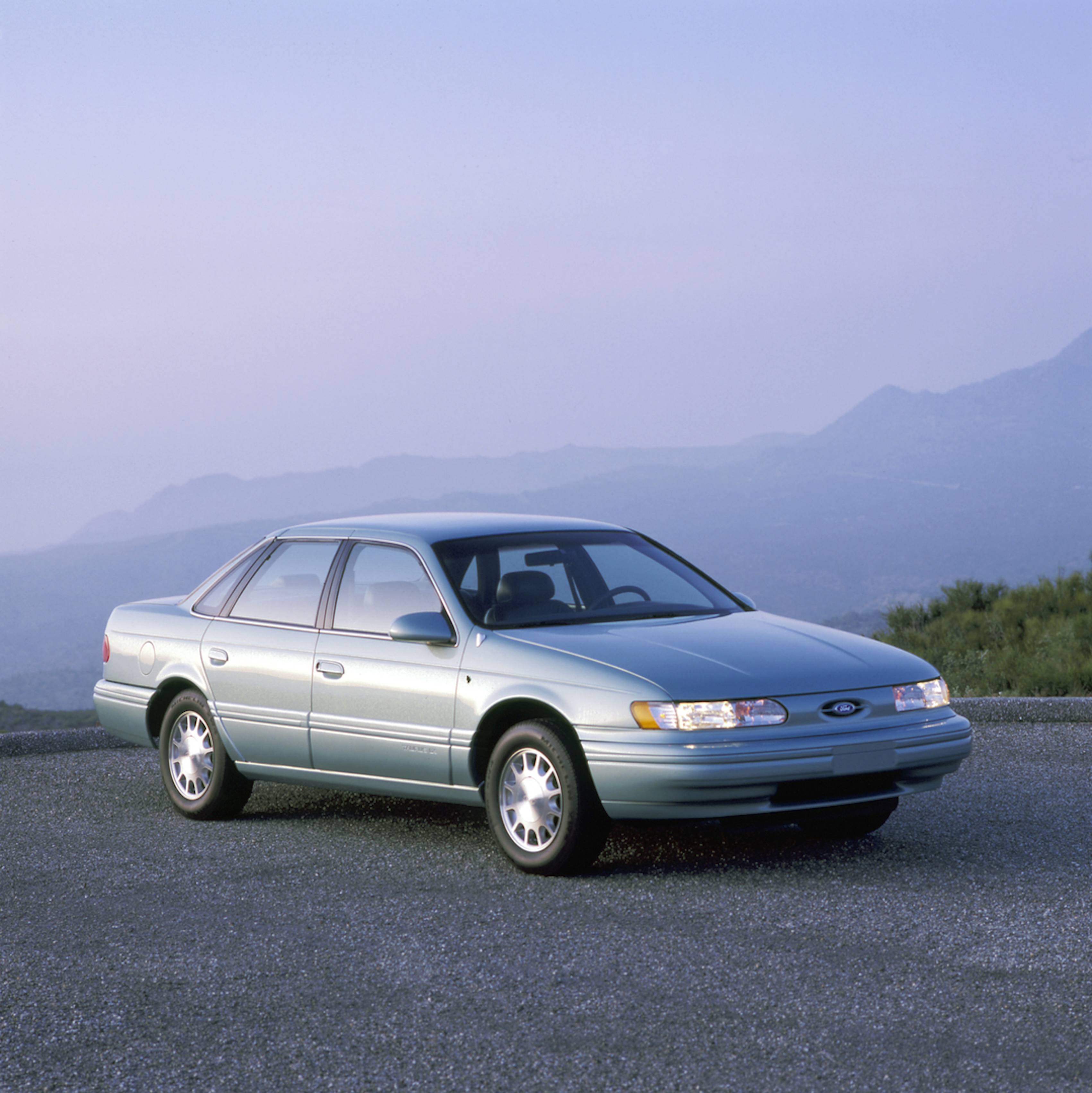 1994 Ford Taurus LX