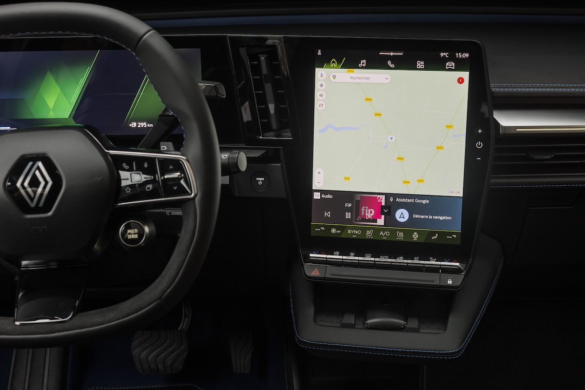 2024 Renault Scenic infotainment