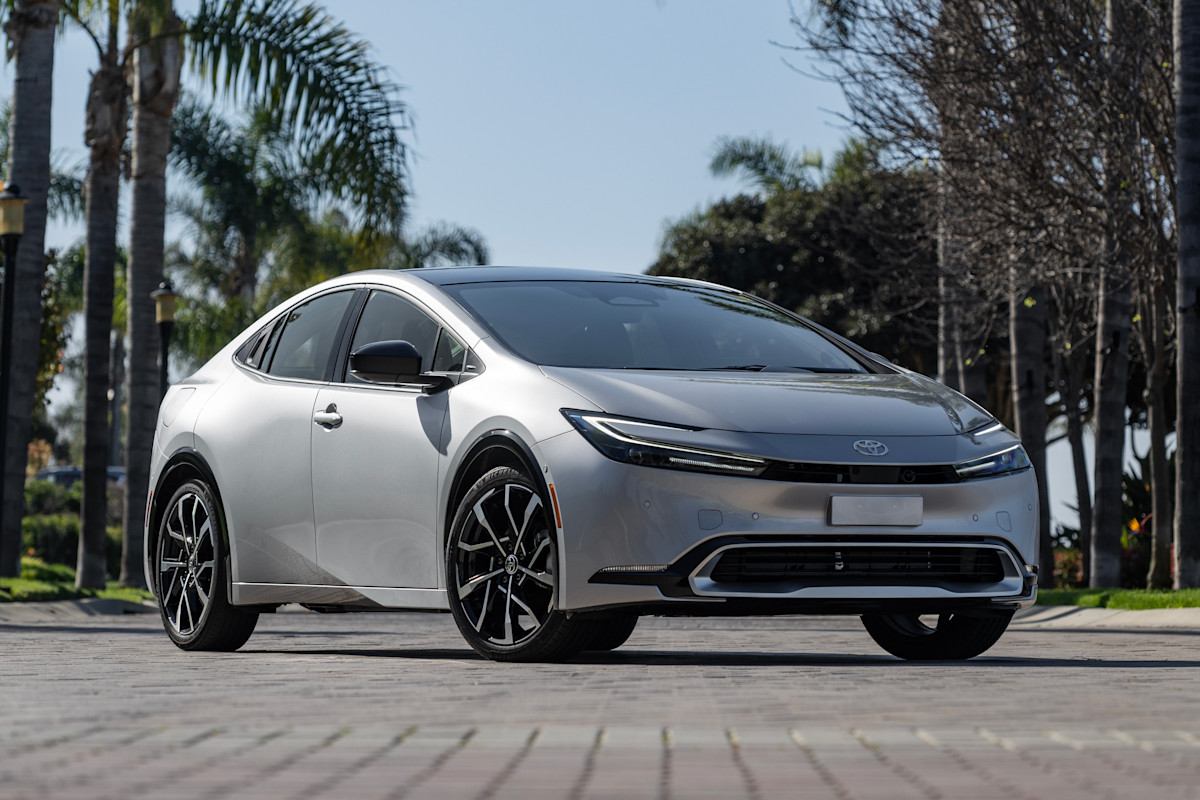 2025 Toyota Prius Plug-In Preview - summary