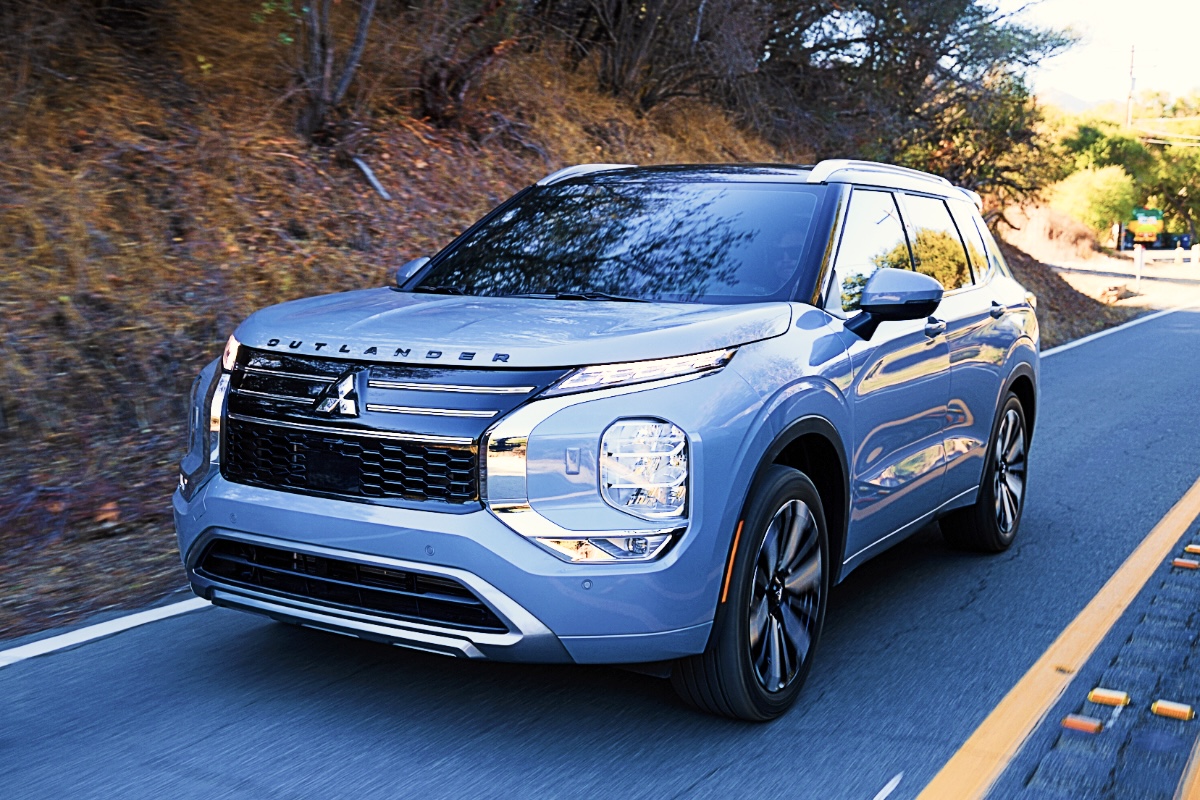 2025 Mitsubishi Outlander