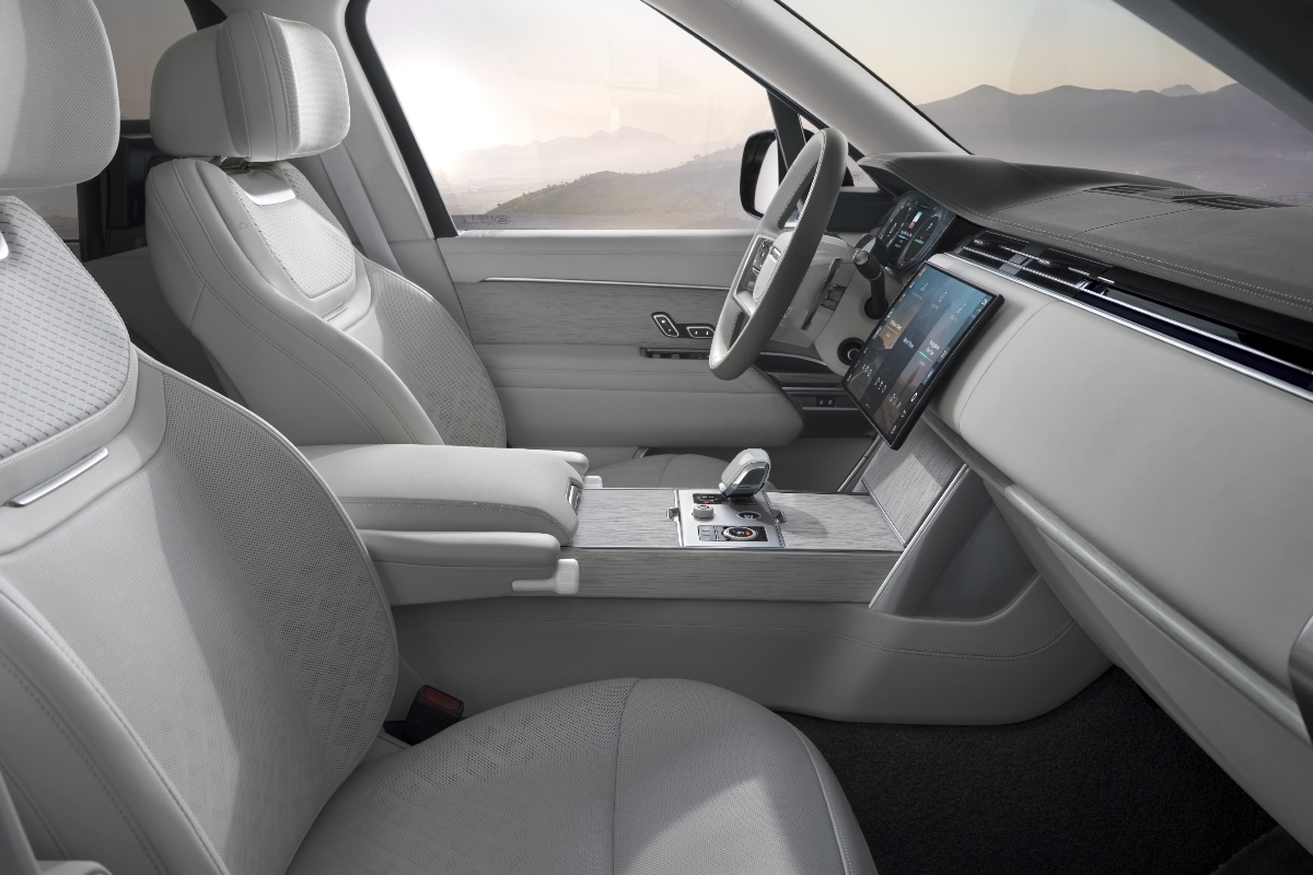 2027 Range Rover Electric interior
