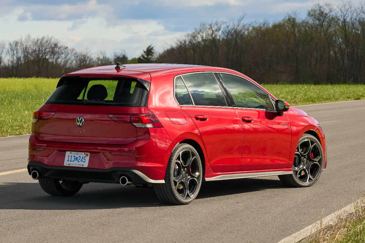 2025 Volkswagen GOLF GTI rear