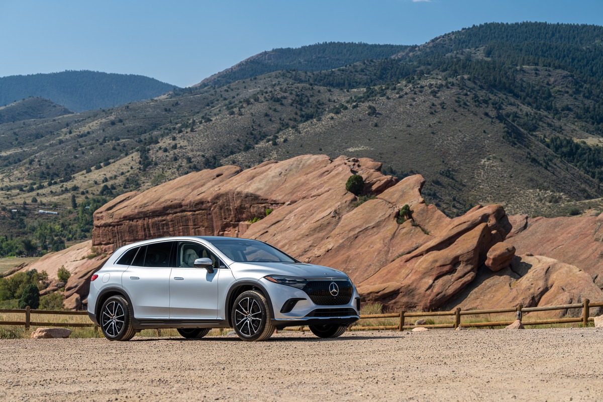 2026 Mercedes-Benz EQS SUV